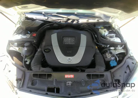 2009 Mercedes-Benz C 300 Luxury/Sport z USA, uszkodzony, nr VIN WDDGF54X59R082338